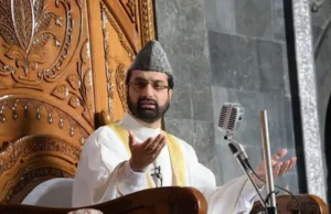 Mirwaiz addresses the Friday congregation at Jama Masjid and wishes everyone a happy Eid-e-Milad-un-Nabi