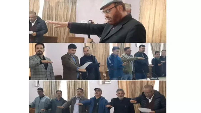 Vigilance Awareness Week: Authorities in Sopore are given an integrity promise